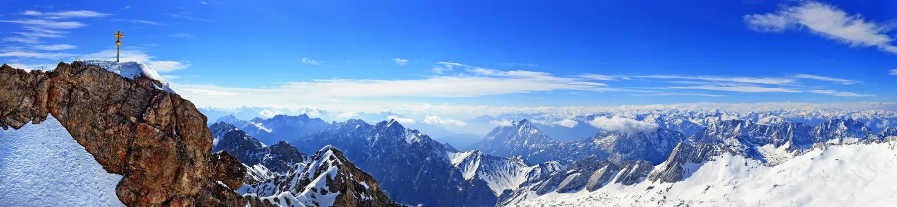 Badewannenrückwand Alpen-Gipfelpanorama mit Gipfelkreuz - Schön und Wieder