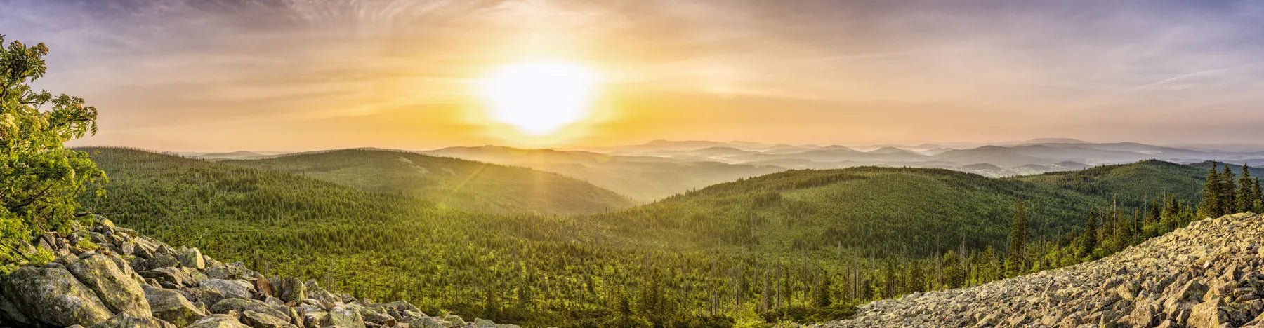 Badewannenrückwand Sonnenaufgang über dem Bayerischen Wald - Schön und Wieder