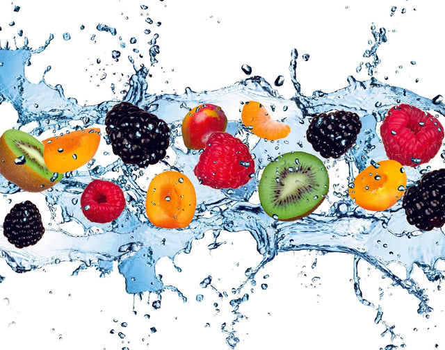 Spritzschutz Buntes Obst mit Wasserspritzer