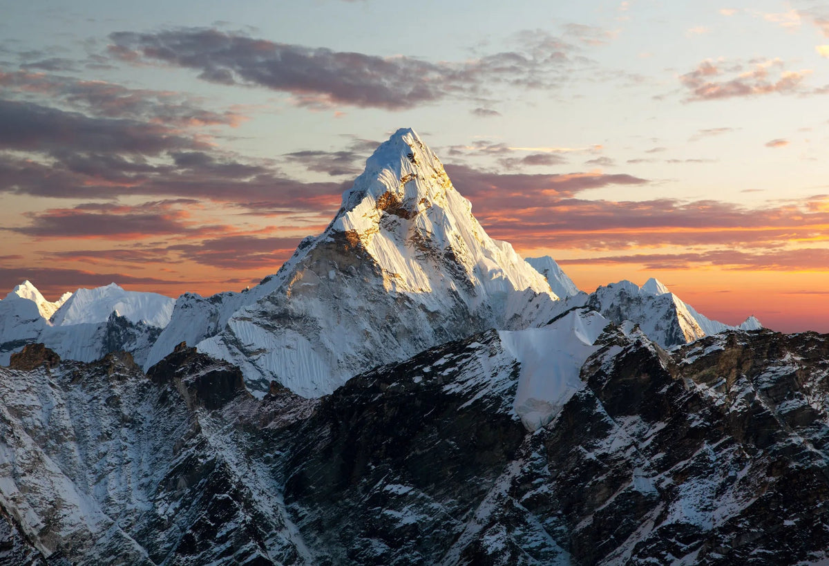 Waschbeckenrückwand Schneebedeckter Berggipfel im Himalaya - Schön und Wieder